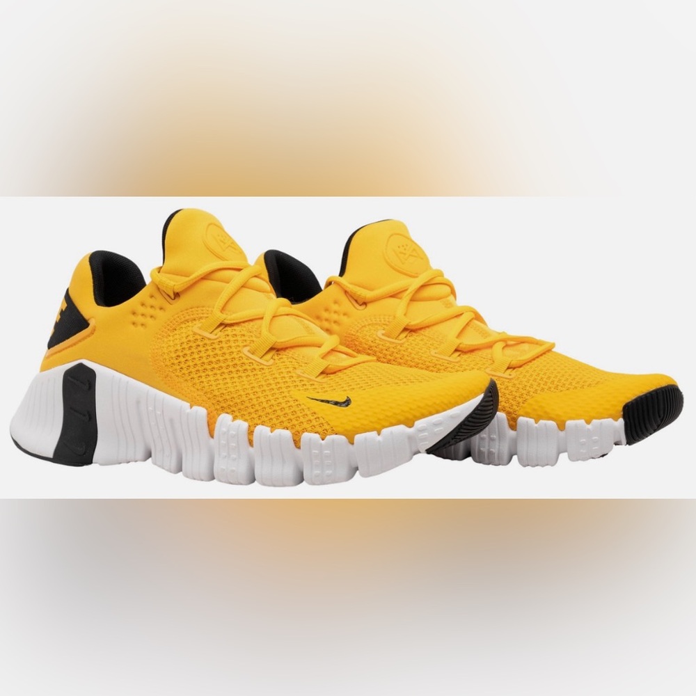 Nike Free Metcon 4 UniversityGold - Size 7